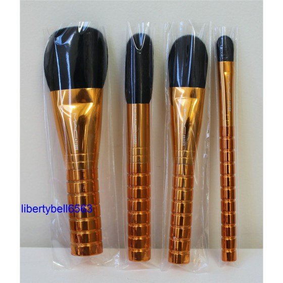 Brushes 1c